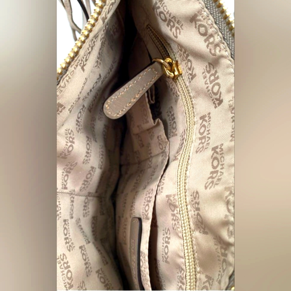 Michael Kors MK Designer Boho Tan Suede Hobo Bag with Fringe and Studded Purse - Picture 8 of 10